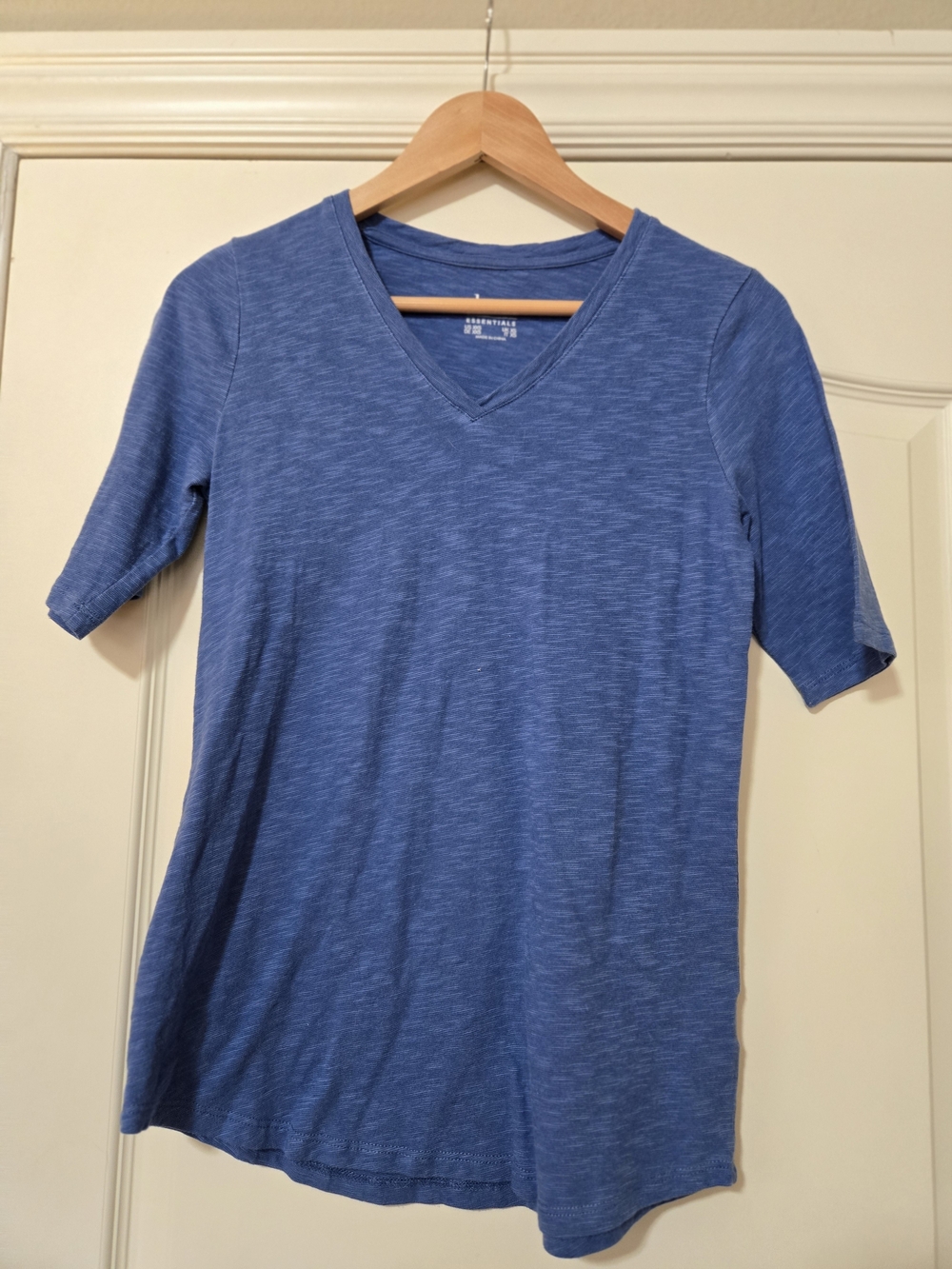 V-Neck Short Sleeve Tee in Heathered Blue